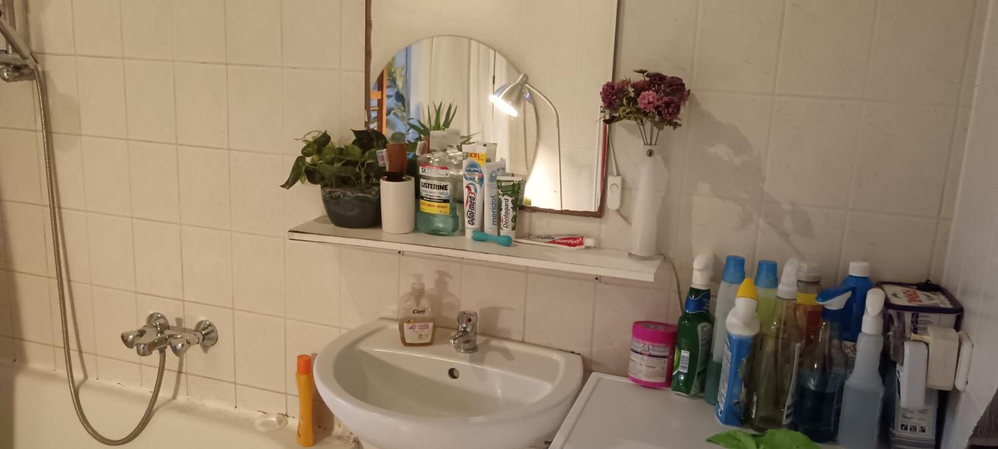 Private Bedroom Near Alexanderplatz In Sharing Apartment Berlin Bagian luar foto